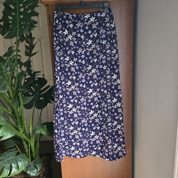 Wrapper Purple Floral Maxi Skirt - Picture 2 of 4